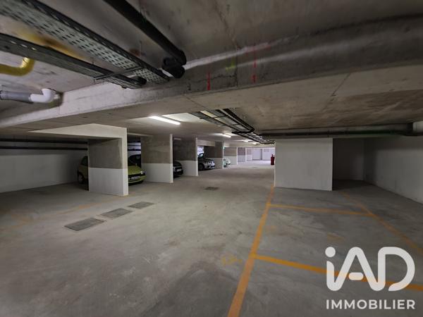 Appartement à vendre 3 pièces 79 m² Sainte-Geneviève-des-Bois