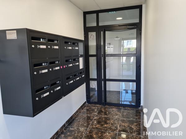 Appartement à vendre 3 pièces 79 m² Sainte-Geneviève-des-Bois