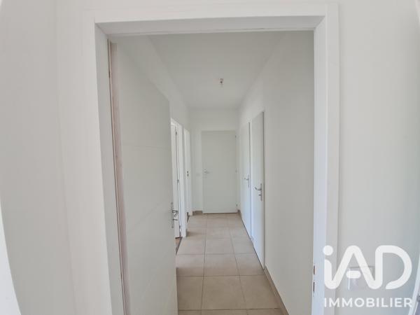 Appartement à vendre 3 pièces 79 m² Sainte-Geneviève-des-Bois