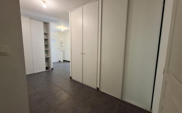 Maison à vendre    4 pièces •  Médis