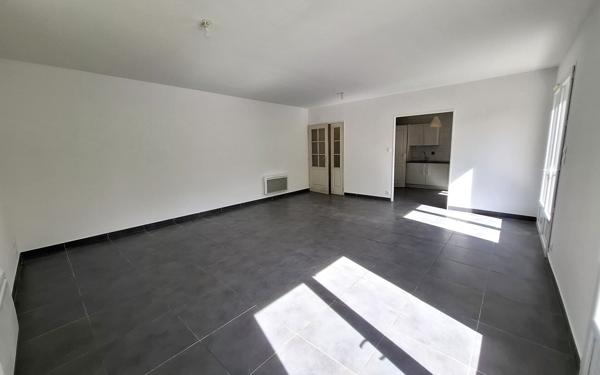 Maison à vendre    4 pièces •  Médis