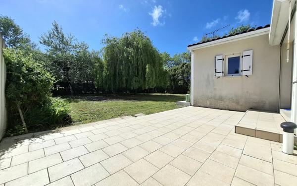 Maison à vendre    4 pièces •  Médis