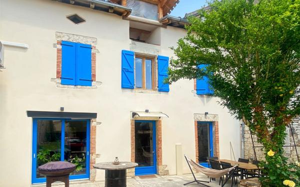 Maison à vendre    6 pièces •  Caussade