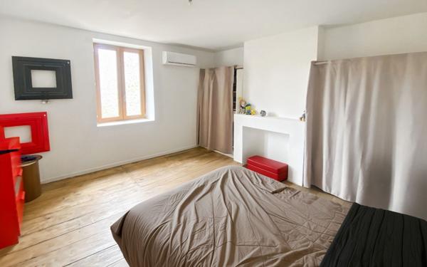 Maison à vendre    6 pièces •  Caussade
