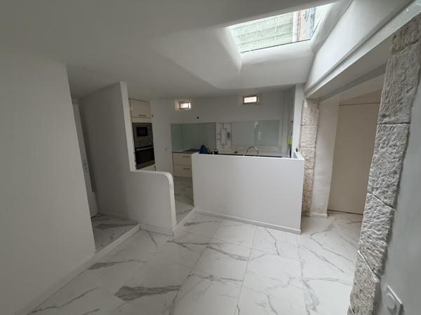 Cavaillon (84300) Triplex avec terrasse – 101 m² rénovés à deux pas du centre de Cavaillon