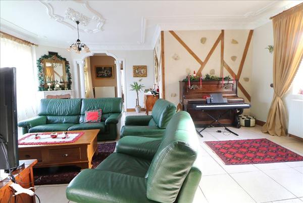 Maison à vendre |  Vierzon |  10 pièces | 282 m²