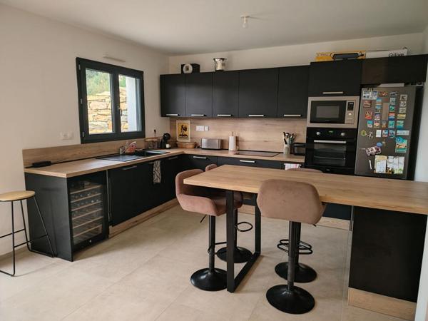 Maison individuelle 7 pièces 180m²  à  Garéoult (83136)