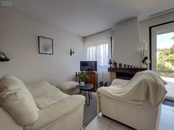 Maison à vendre à Joué-lès-Tours dans l'Indre-et-Loire (37300), ref : 096/935   
JOUE LES TOURS