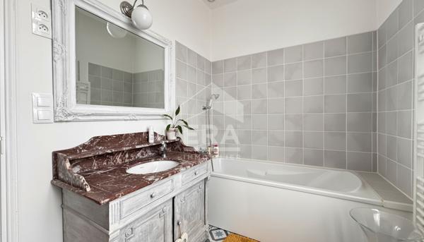 A vendre, quartier de Périgueux, jolie MAISON ancienne entièrement restaurée