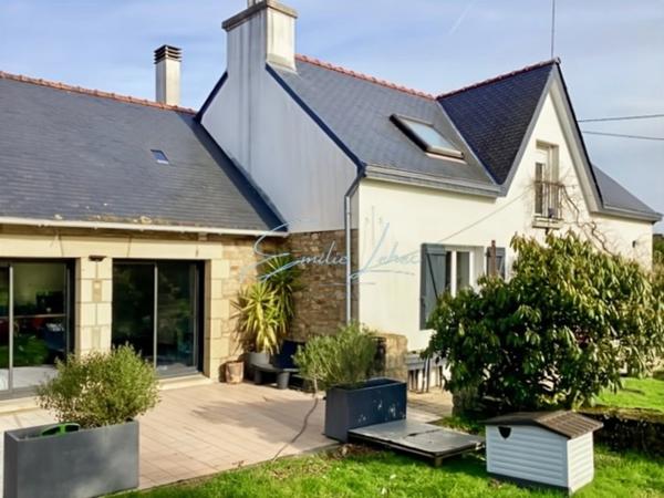 Bannalec - Longère rénovée, hangar et pièce indépendante, puit, serres, campagne proche commodités!