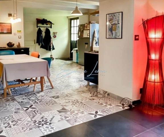 Bannalec - Longère rénovée, hangar et pièce indépendante, puit, serres, campagne proche commodités!