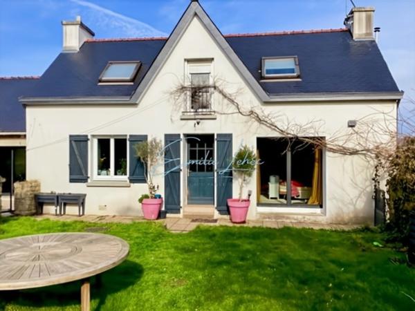 Bannalec - Longère rénovée, hangar et pièce indépendante, puit, serres, campagne proche commodités!