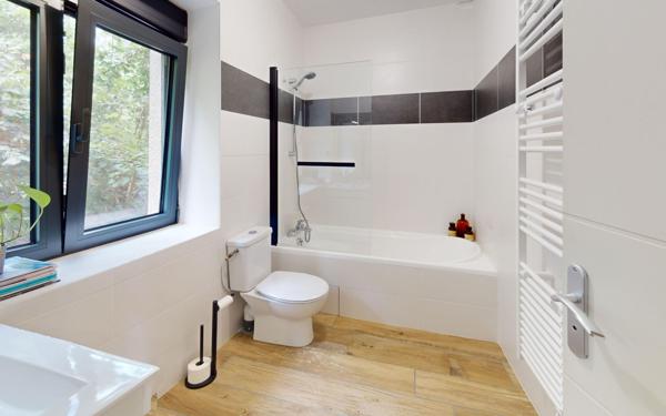 Maison à vendre    4 pièces • 98,59 m2 Toussieux