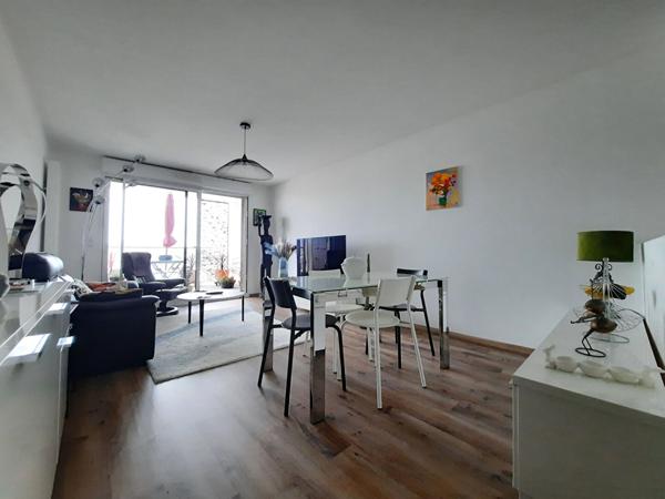 Appartement 3 pièces – 64 m² environ à Saint-Nazaire (ref : 77071SN)