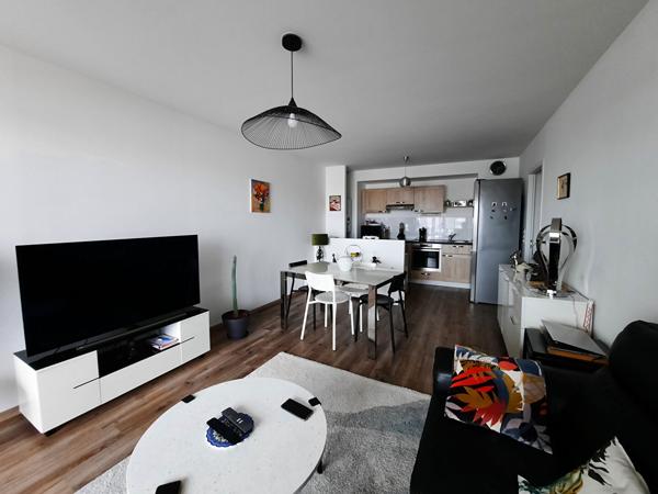 Appartement 3 pièces – 64 m² environ à Saint-Nazaire (ref : 77071SN)