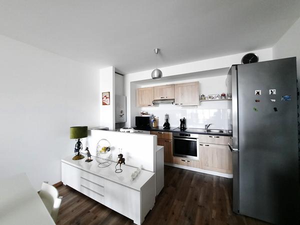 Appartement 3 pièces – 64 m² environ à Saint-Nazaire (ref : 77071SN)