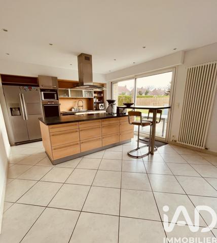 Maison à vendre 7 pièces 190 m² Courrières