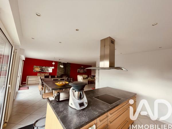 Maison à vendre 7 pièces 190 m² Courrières