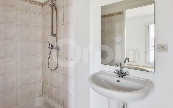 Appartement à vendre    4 pièces • 76,84 m2 Thieux