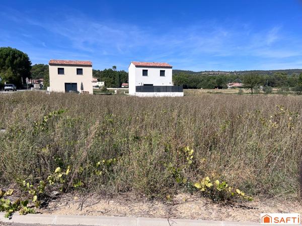 Terrain à bâtir proche de Brignoles, villas R+1