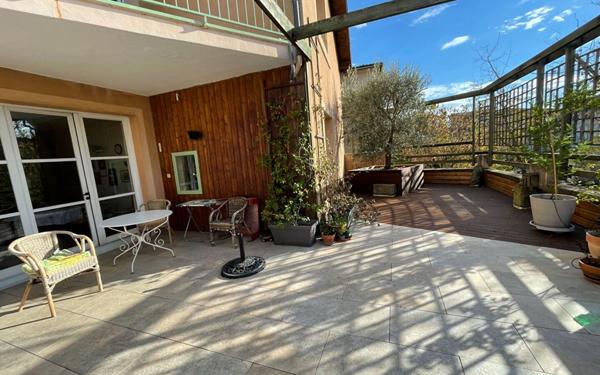 Maison à vendre    6 pièces • 209,72 m2 Romans-sur-Isère