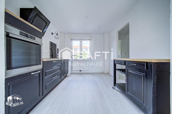 Maison fonctionnelle avec jardin et garage, prête à vivre !