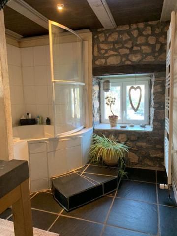 Vaste Maison de village