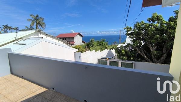 Maison 5 pièces de 100 m² à Saint-Joseph (97480)