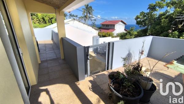 Maison 5 pièces de 100 m² à Saint-Joseph (97480)