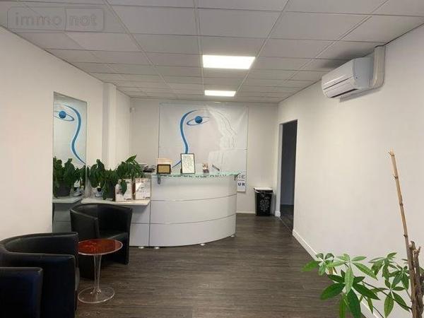 Local professionnel à vendre à Aubagne dans les Bouches-du-Rhône (13400), ref : AN 403