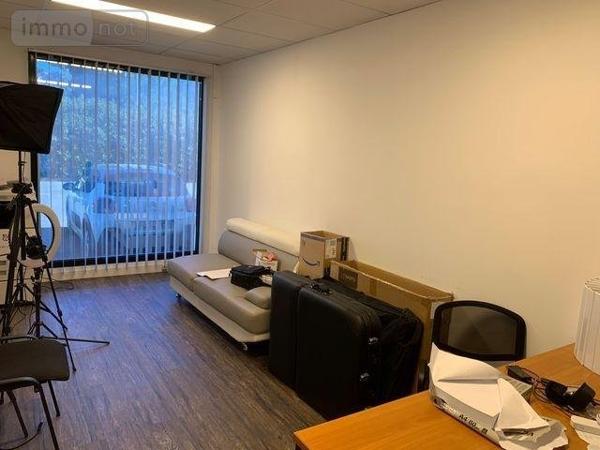 Local professionnel à vendre à Aubagne dans les Bouches-du-Rhône (13400), ref : AN 403