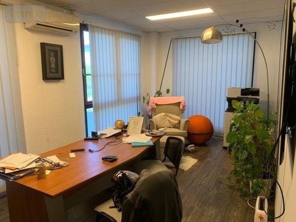 Local professionnel à vendre à Aubagne dans les Bouches-du-Rhône (13400), ref : AN 403