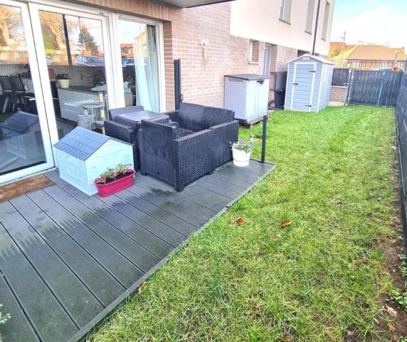 QUESNOY SUR DEULE Type 2 en rez-de-jardin avec un parking