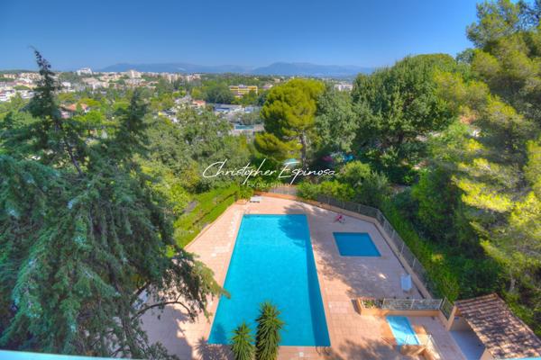 ANTIBES 4 Pièces 94m2 Garage Piscine