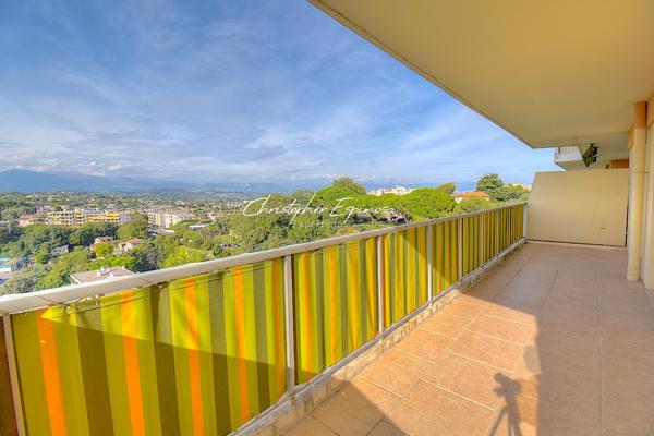 ANTIBES 4 Pièces 94m2 Garage Piscine