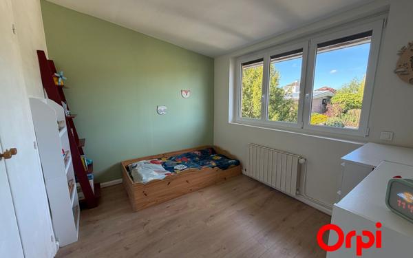 Maison à vendre    4 pièces •  Montigny-le-Bretonneux