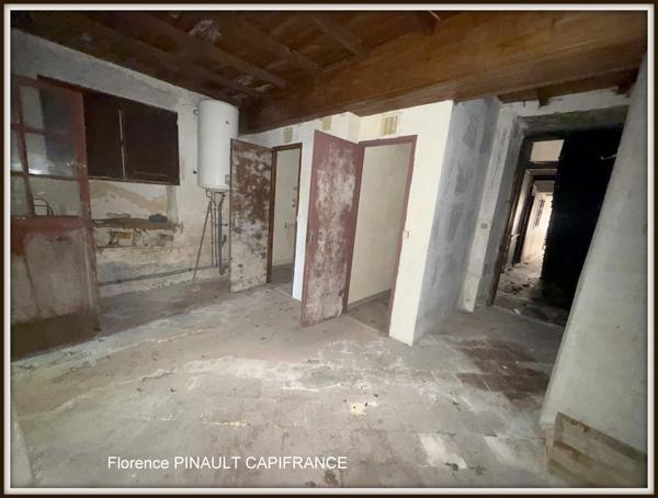 Maison à vendre 8 pièces CASTELNAU RIVIERE BASSE (65)