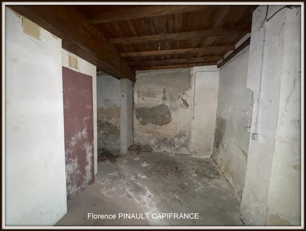 Maison à vendre 8 pièces CASTELNAU RIVIERE BASSE (65)