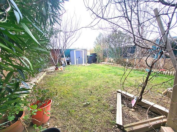 Maison T5 + Jardin +Parking