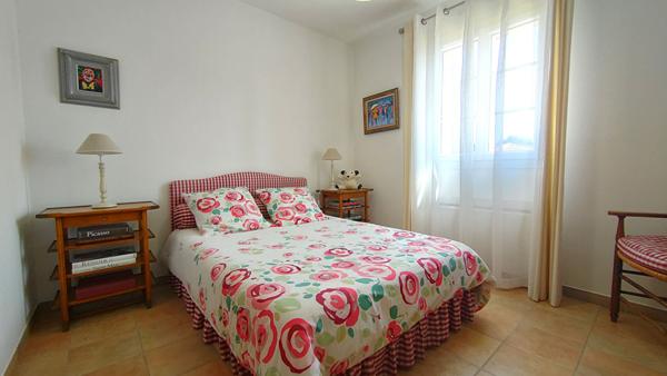 BARBENTANE - Maison 4 chambres avec jardin et piscine