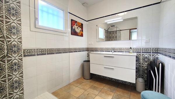 BARBENTANE - Maison 4 chambres avec jardin et piscine