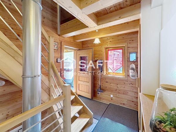 Chalet de belle facture au pied d’une nature généreuse à Cervières