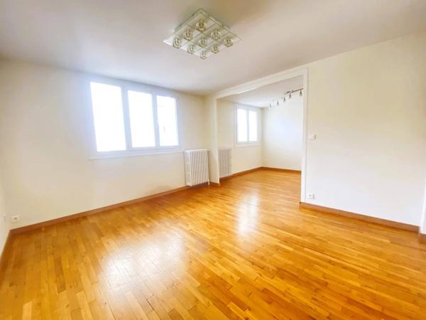 03200 VICHY -APPARTEMENT 3 PIÈCES AVEC CAVE QUARTIER DE FRANCE.