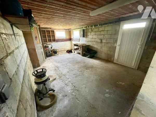 MAISON SURELEVEE SUR SOUS-SOL.
A VENDRE A RETHEL, proche gare (à 1h15 de Paris gare de l'Est e...