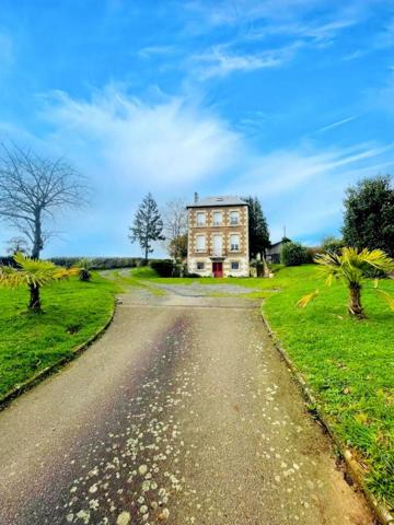 Maison de Maître à Saint-Samson (53140) ? 2 chambres ? Terrain de 2093 m