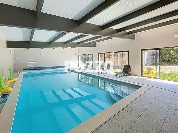A VENDRE : Corps de ferme rénové alliant confort et modernité 137 m² MORTAIN