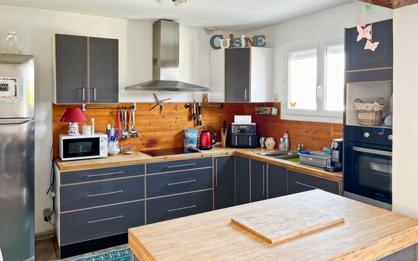 Maison à vendre    4 pièces •  Marseillan