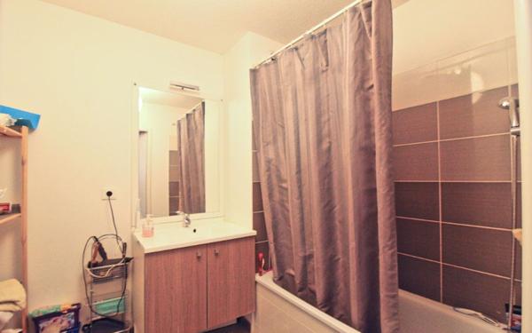 Appartement à louer    3 pièces •  Léguevin