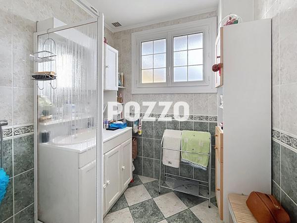 Maison Saint-Lô 6 pièce(s) 108.30 m2 SAINT-LO