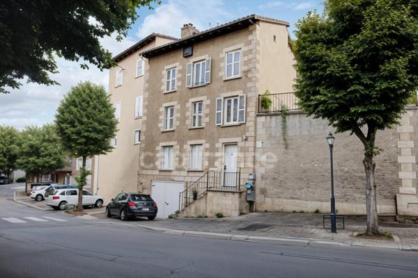 Immeuble de rapport - 3 appartements - Maurs (15)